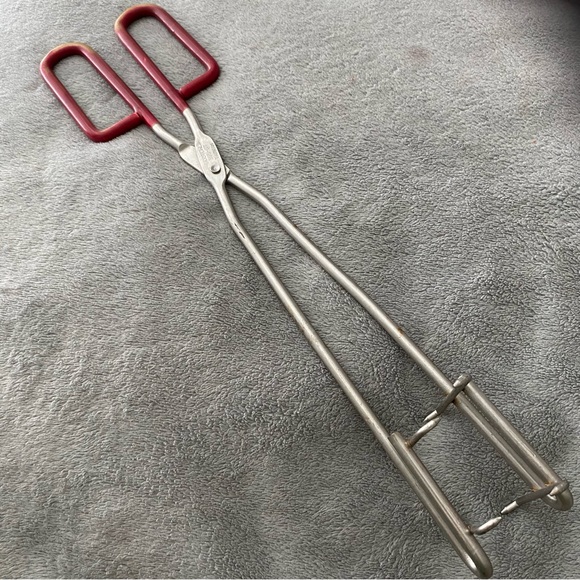 Seafood Shellfish Tongs - Picture 1 of 7